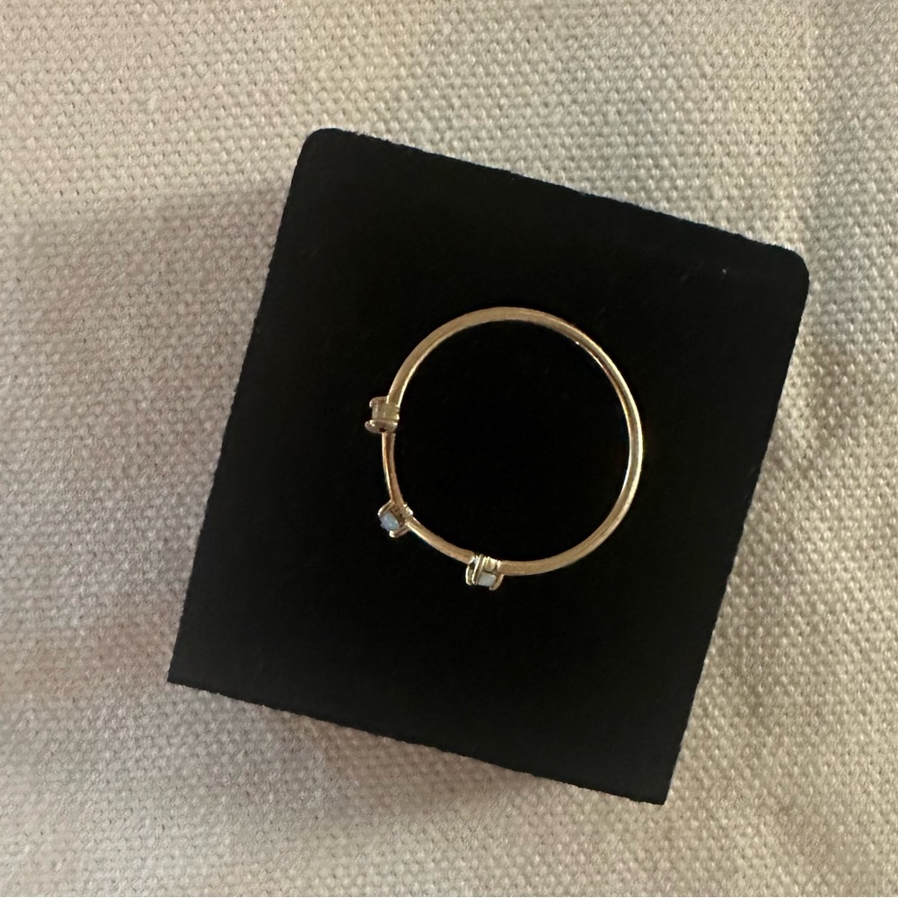 WWAKE three step triangle ring - size: 8
